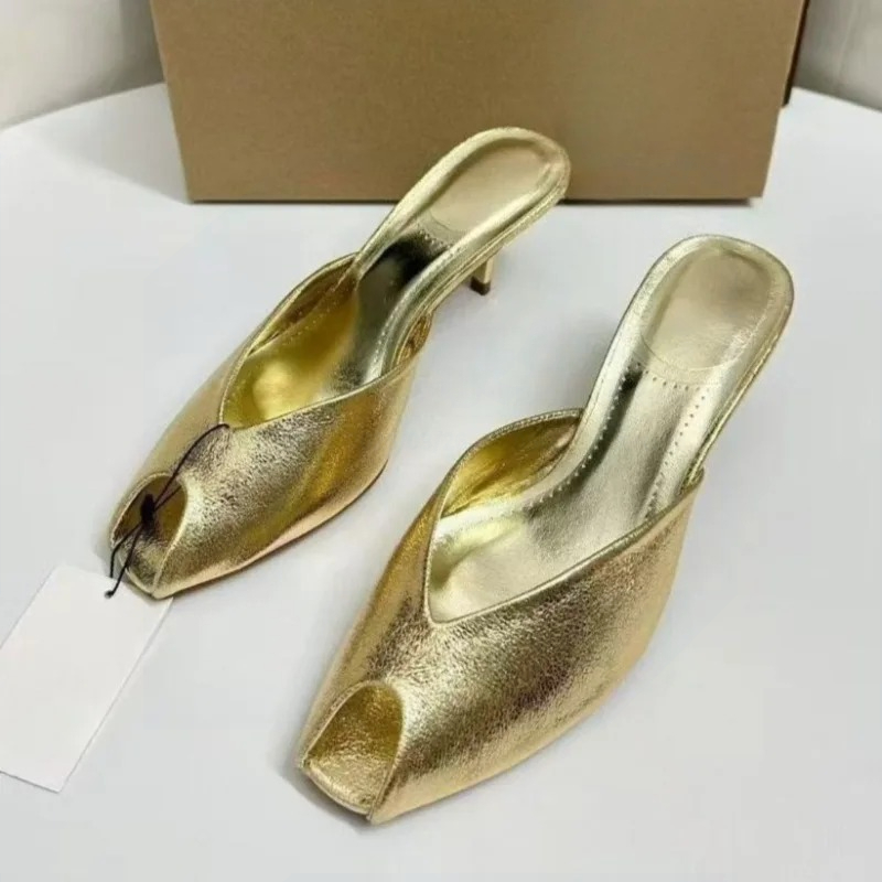 Summer Clothing Sale - Sapatos Femininos de Designer, Mules Douradas