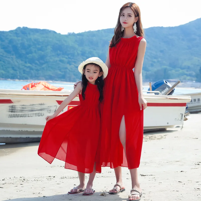 Mãe e menina bebê férias olhar - Summer Clothing Holiday avaliação e preço