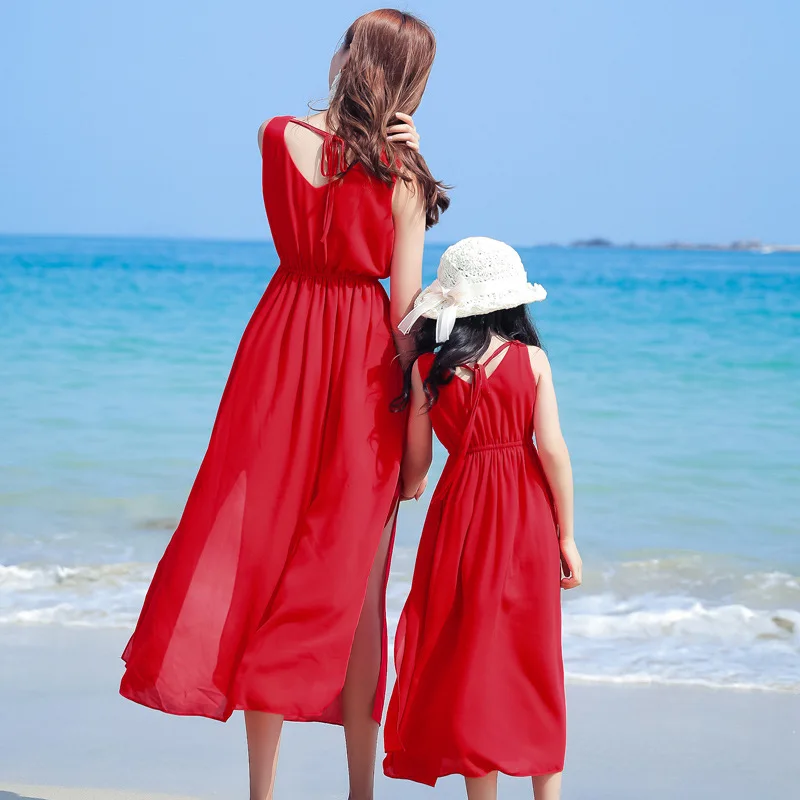 Mãe e menina bebê férias olhar - Summer Clothing Holiday avaliação e preço