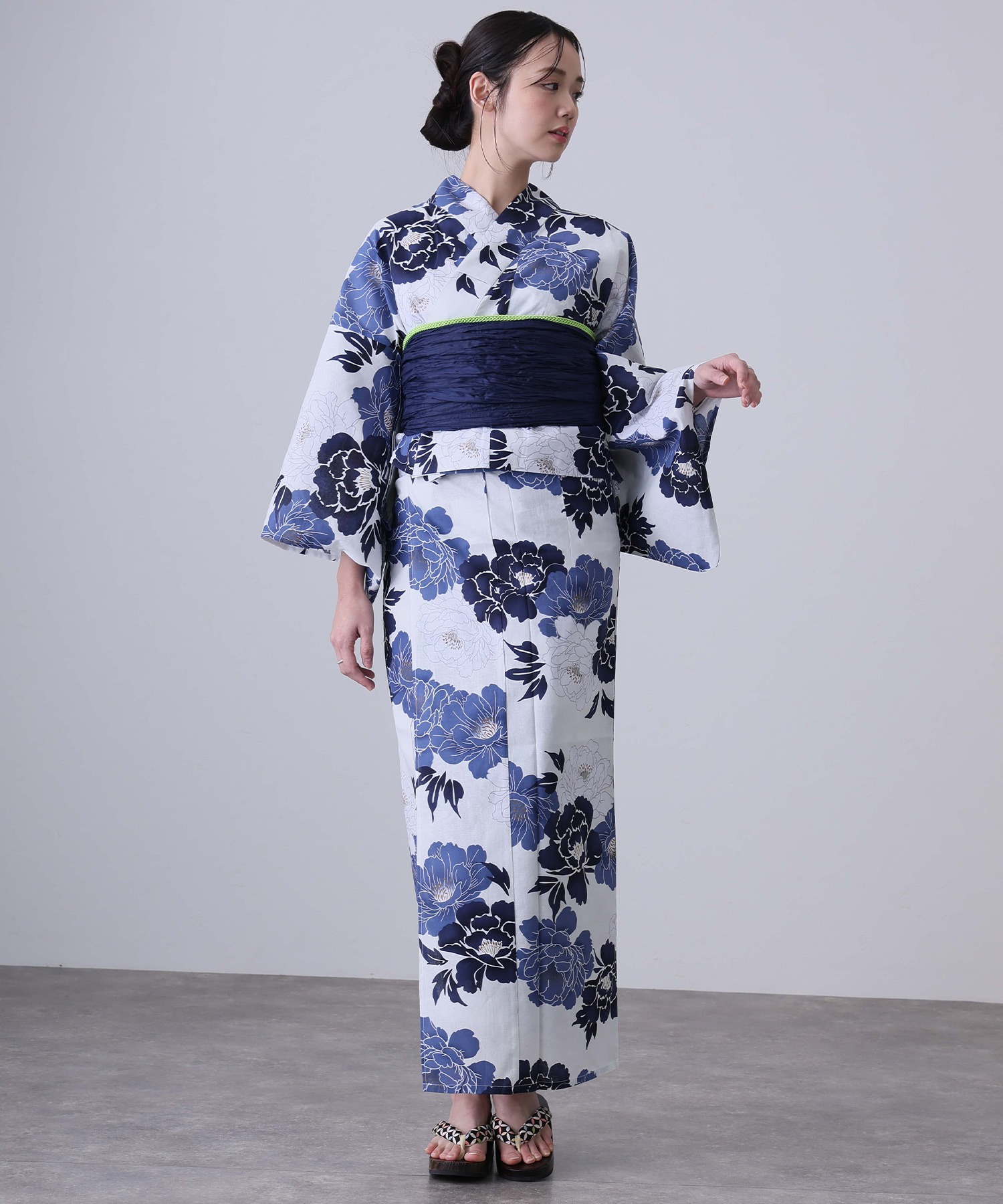 Vestido Tradicional Yukata Kim - Summer Clothing Material avaliação e preço